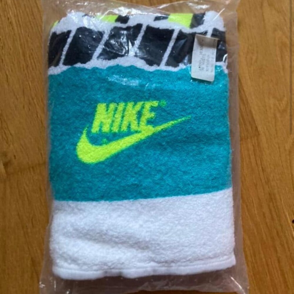 1990 Nike challenge US Open towel